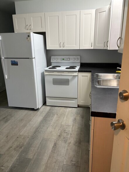 Building Photo - 5713 Norledge Ave