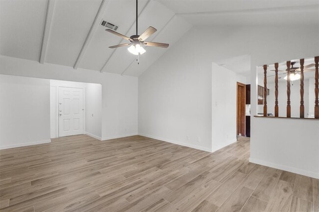 Building Photo - 703 Huntingdon Pl