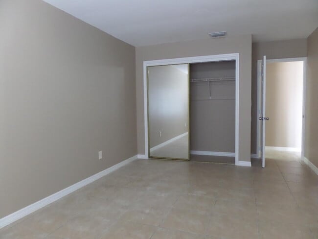 Building Photo - 8618 Crater Terrace