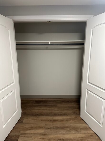 Building Photo - 61 Darin Dr