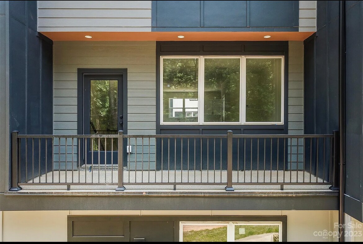 Building Photo - 2015 Mincey St