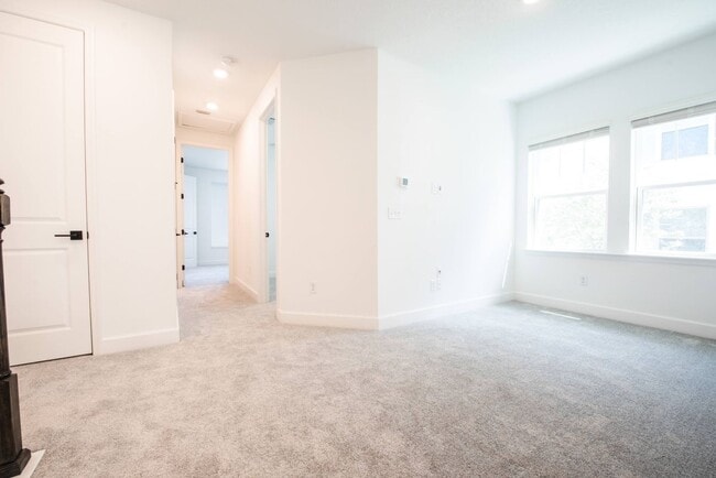Building Photo - 7436 Calusa Ct