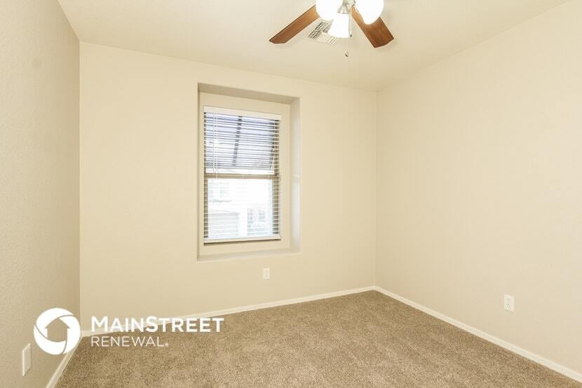 Building Photo - 6321 W Valencia Dr