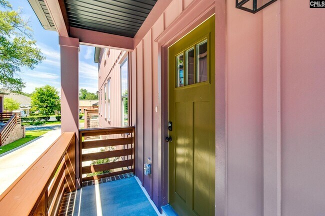 Building Photo - 2516 Richland St