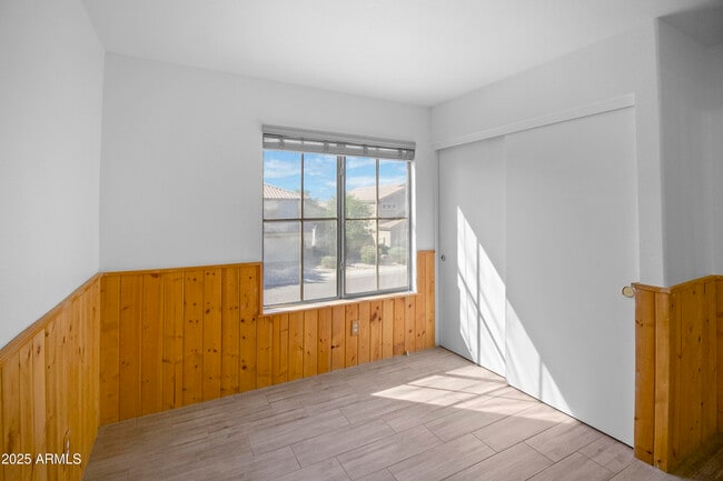 Building Photo - 7396 W Tonopah Dr