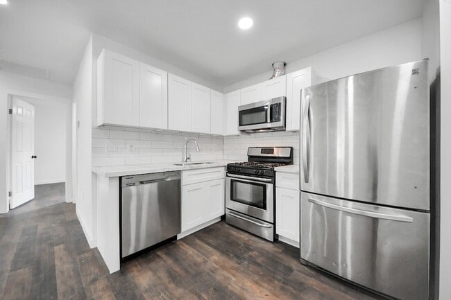 Building Photo - 5911 Easter St