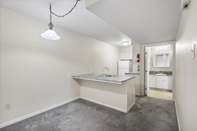 Building Photo - 901 Raguet St