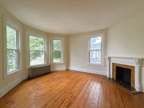 Building Photo - 164/166 Eagle Street