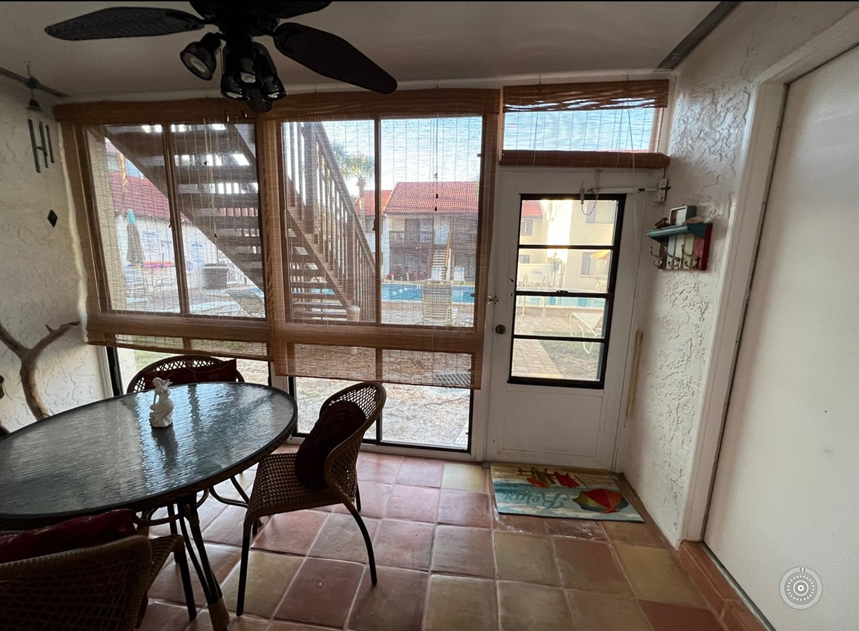 Building Photo - 1630 Stickney Point Rd