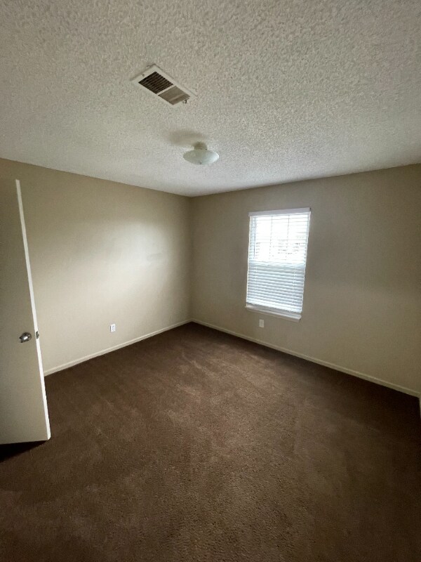 Building Photo - 847 Rosewood St