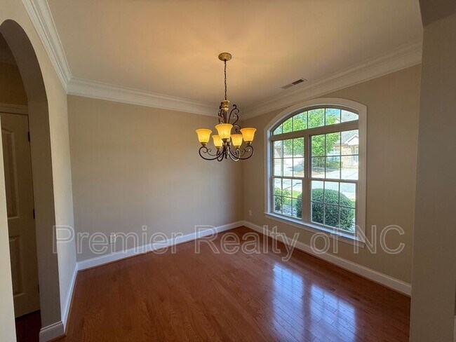 Building Photo - 1476 Neville Gardens Ln