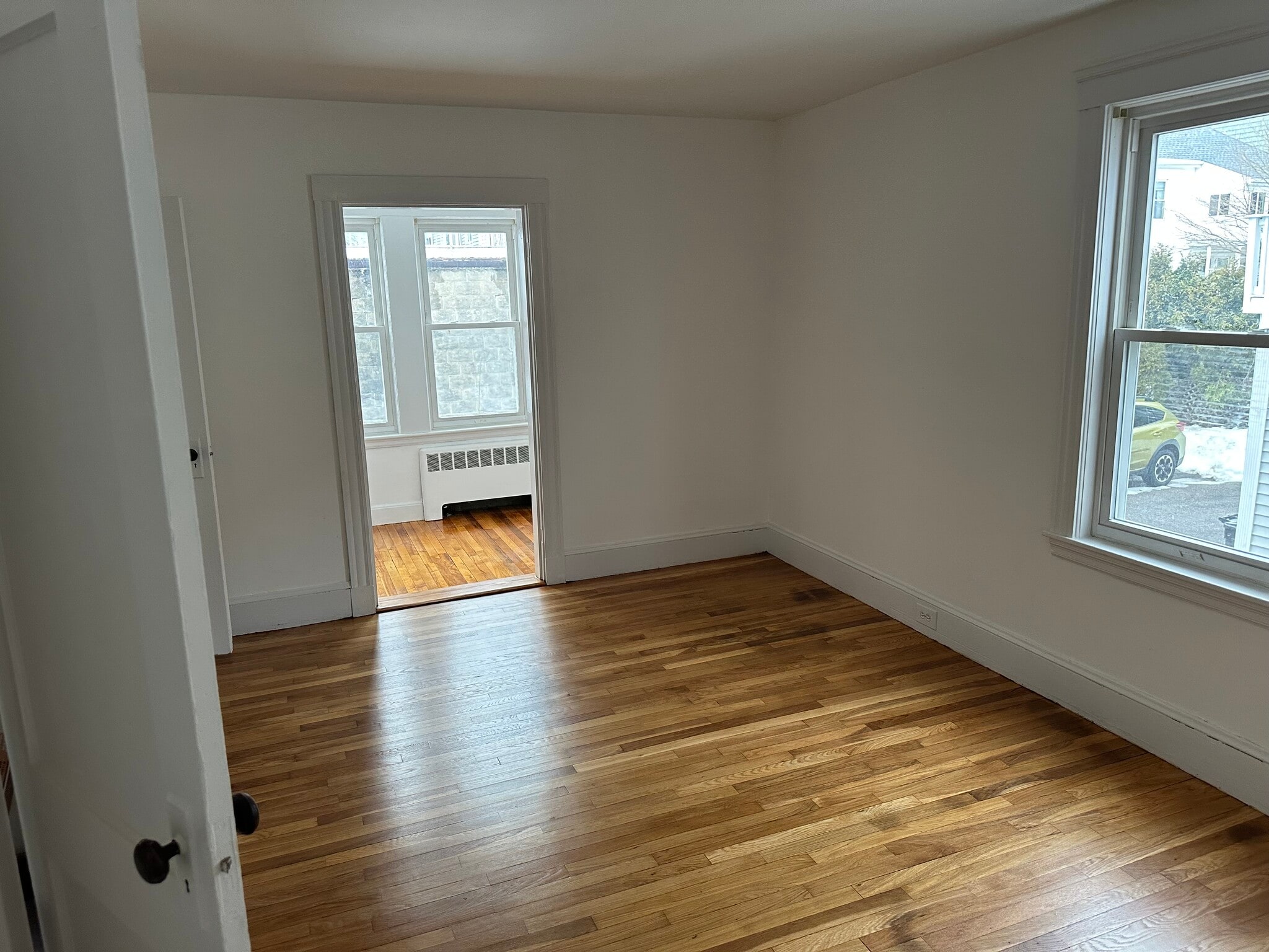 Building Photo - 100 Hull St