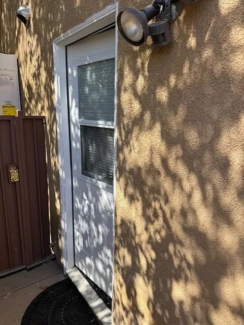 Building Photo - Private ADU with Designer Finishes & Separate Entrance in Desirable Castaic