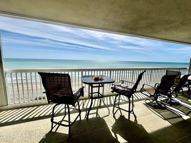 Building Photo - 401 Jimmy Buffett Mem Hwy