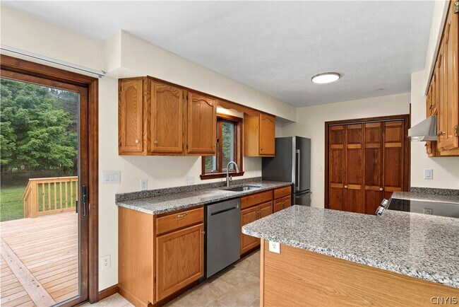 Building Photo - 7537 Rickmeyer Rd