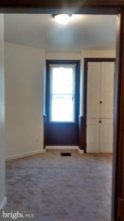 Building Photo - 221 Ann St