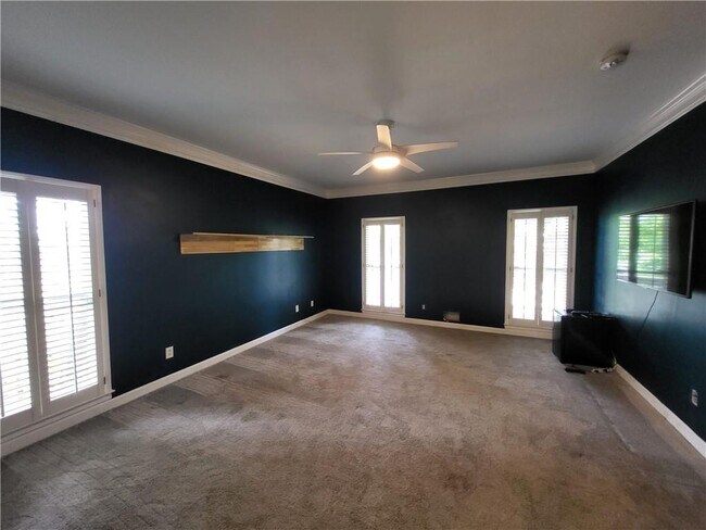 Building Photo - 1155 Davis Pl NW