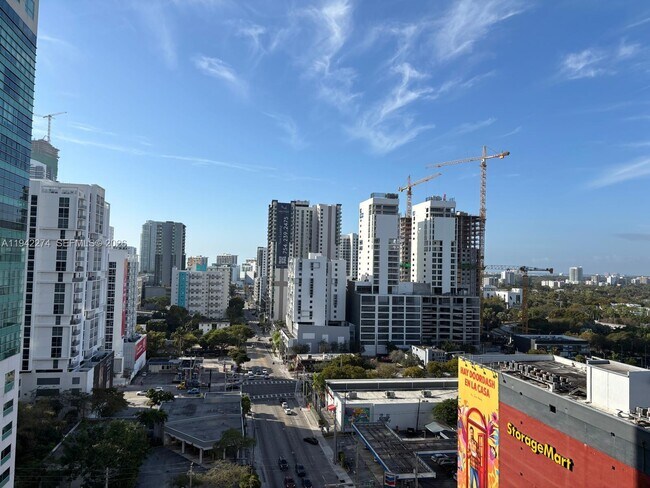 Building Photo - 185 SW 7th St