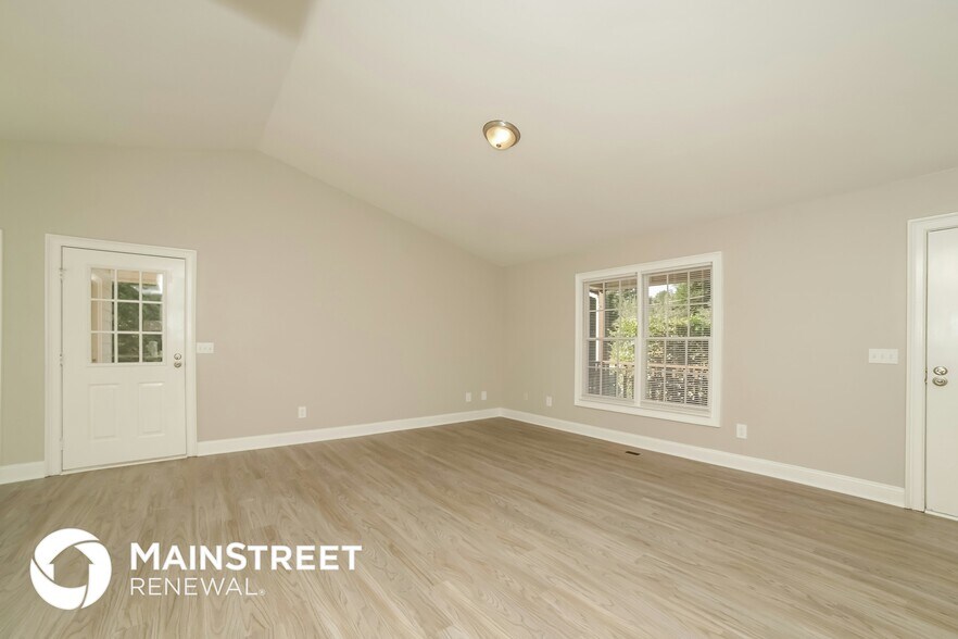 Building Photo - 410 Barton Ln