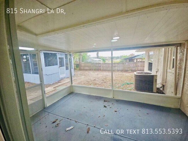 Building Photo - 815 Shangri La Dr