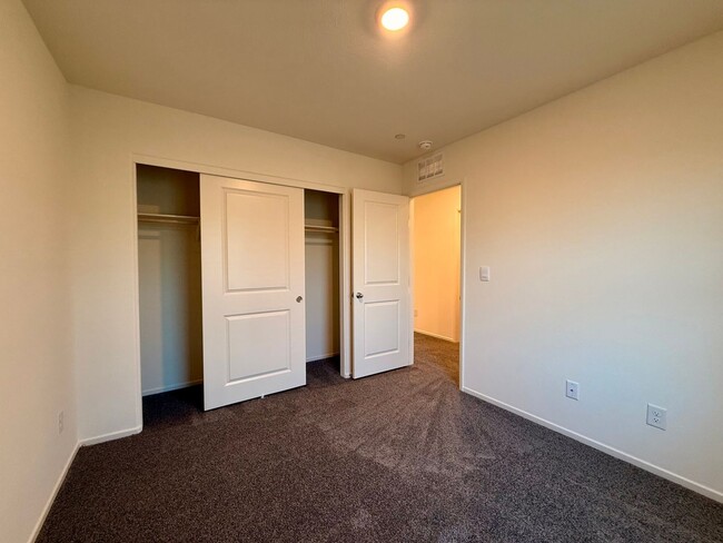 Building Photo - Brand-New Townhome for Rent in the Highly ...