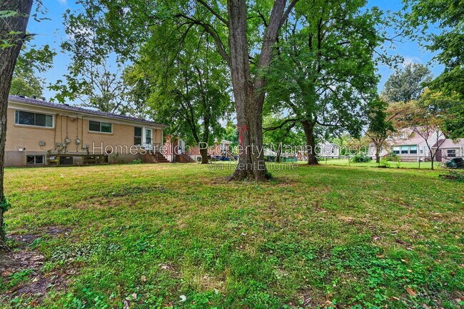 Building Photo - 9991 Fox Hall Ct