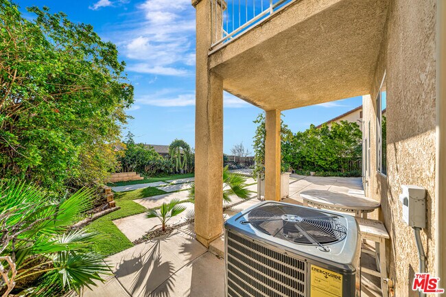 Building Photo - 12440 La Cresta Way