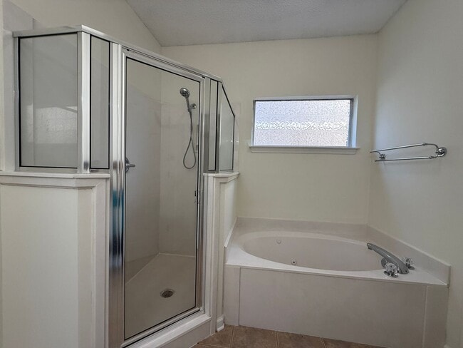 Building Photo - CORDOVA 3 BED 3 BATH RENTAL HOME NEAR SHEL...