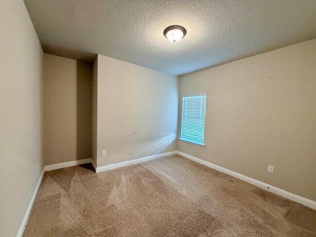 Building Photo - 31247 Palladian Wy