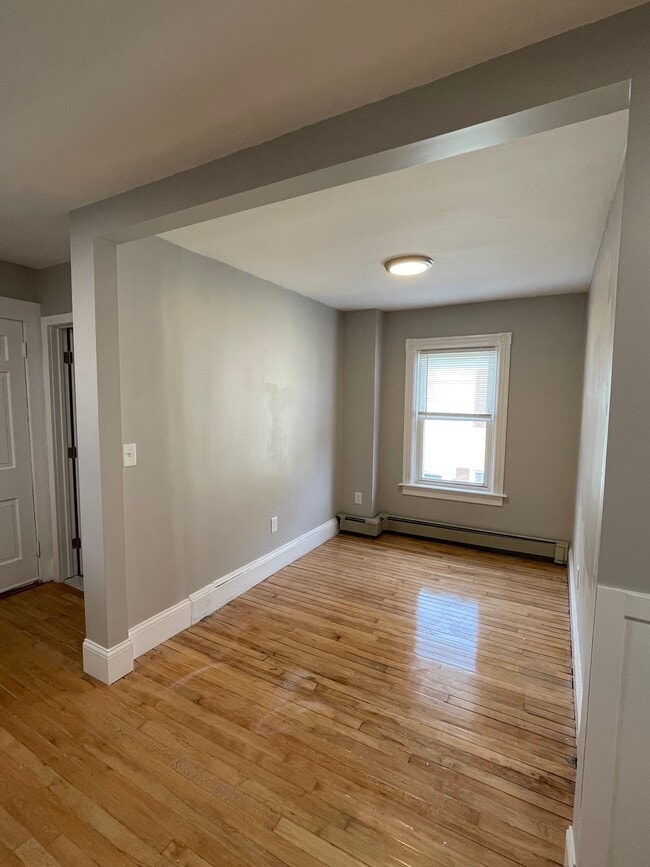 Building Photo - 40 Mulberry St