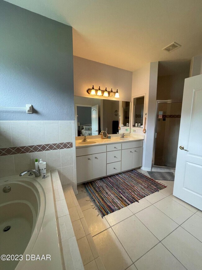 Building Photo - 6129 Pheasant Ridge Dr