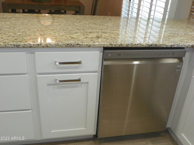 Building Photo - 4926 N 74th St