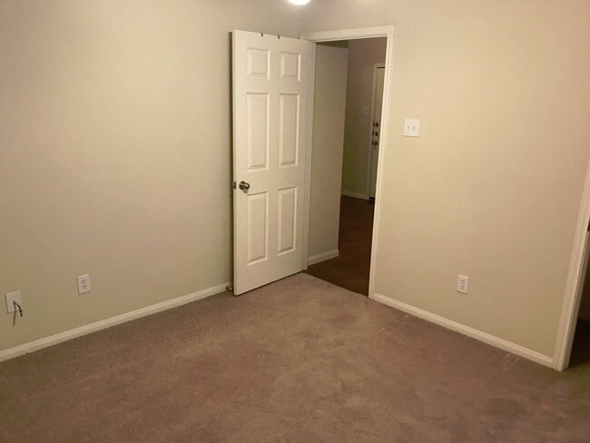 Building Photo - Duplex