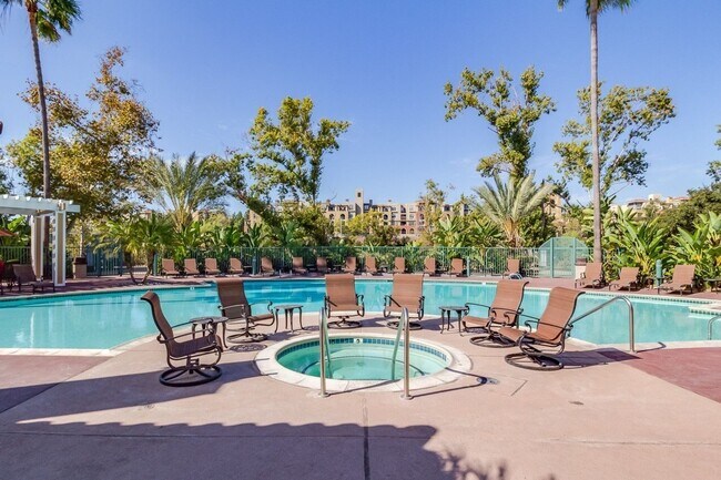 Building Photo - Spacious Remodeled Condo at River Colony Community in Mission Valley