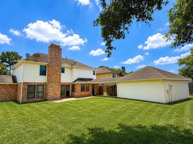 Building Photo - 20222 Prince Creek Dr