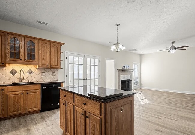 Building Photo - 4235 Marjorie Rd SW