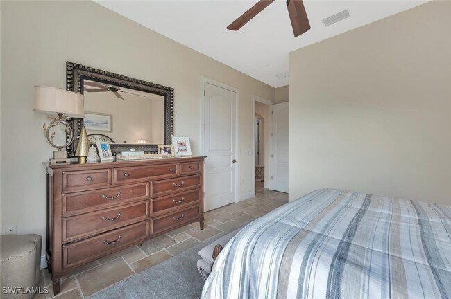 Building Photo - 2543 Marquesa Royale Ln