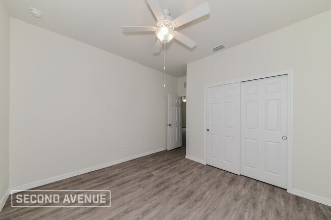 Building Photo - 4066 Heaton Terrace
