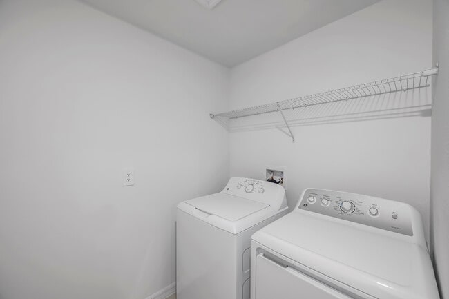 Building Photo - 9304 Bonita Mar Dr