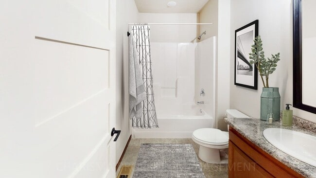 Building Photo - 3 BD, 2.5 BA TOWNHOME, DOUBLE ATTACHED GAR...