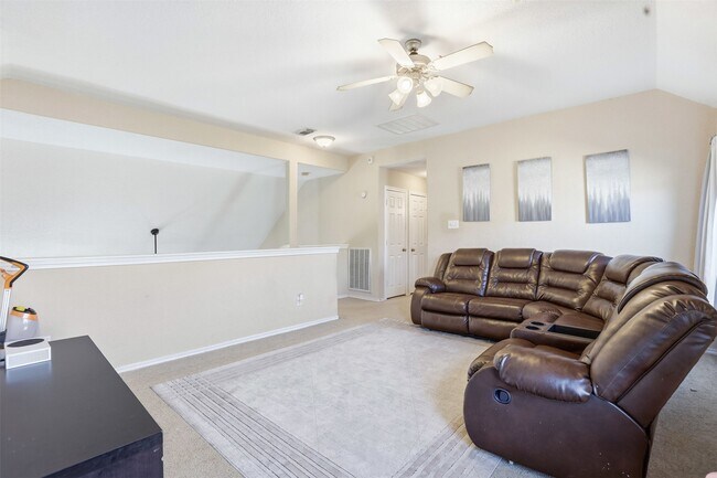 Building Photo - 11402 Overland Trail Dr