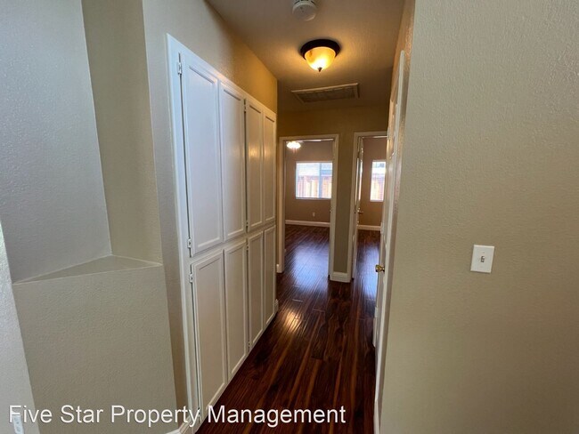 Building Photo - 3 br, 2 bath House - 3115 Cedar Springs Ct