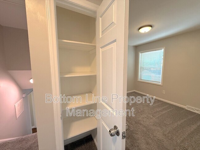 Building Photo - 7727 Ritter Dr