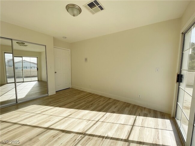Building Photo - 7732 Crenshaw Way
