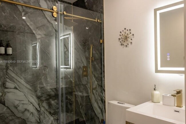 Building Photo - 765 NW 77th St