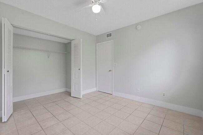 Building Photo - 9166 W Atlantic Blvd