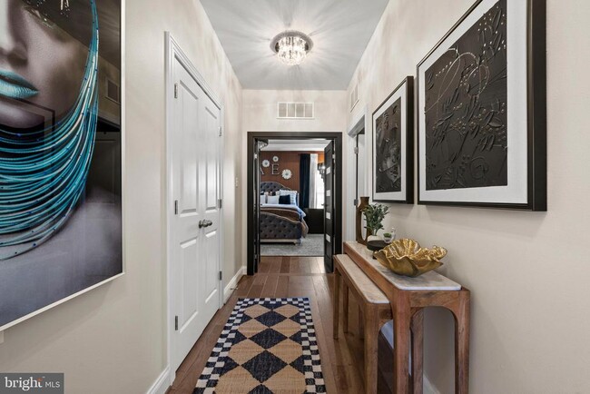 Building Photo - 607 Somerstown St