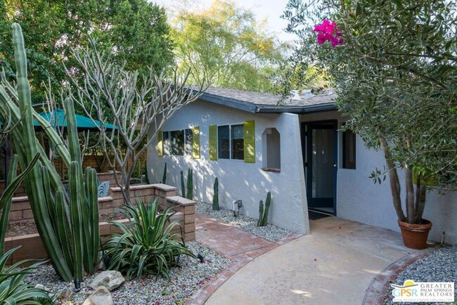 Building Photo - 38820 Bel Air Dr