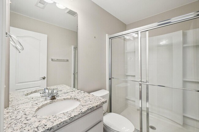 Building Photo - 202 N Sydney Ct