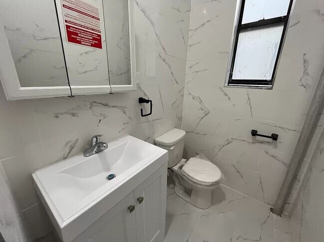 Building Photo - 238 Fort Washington AVENUE